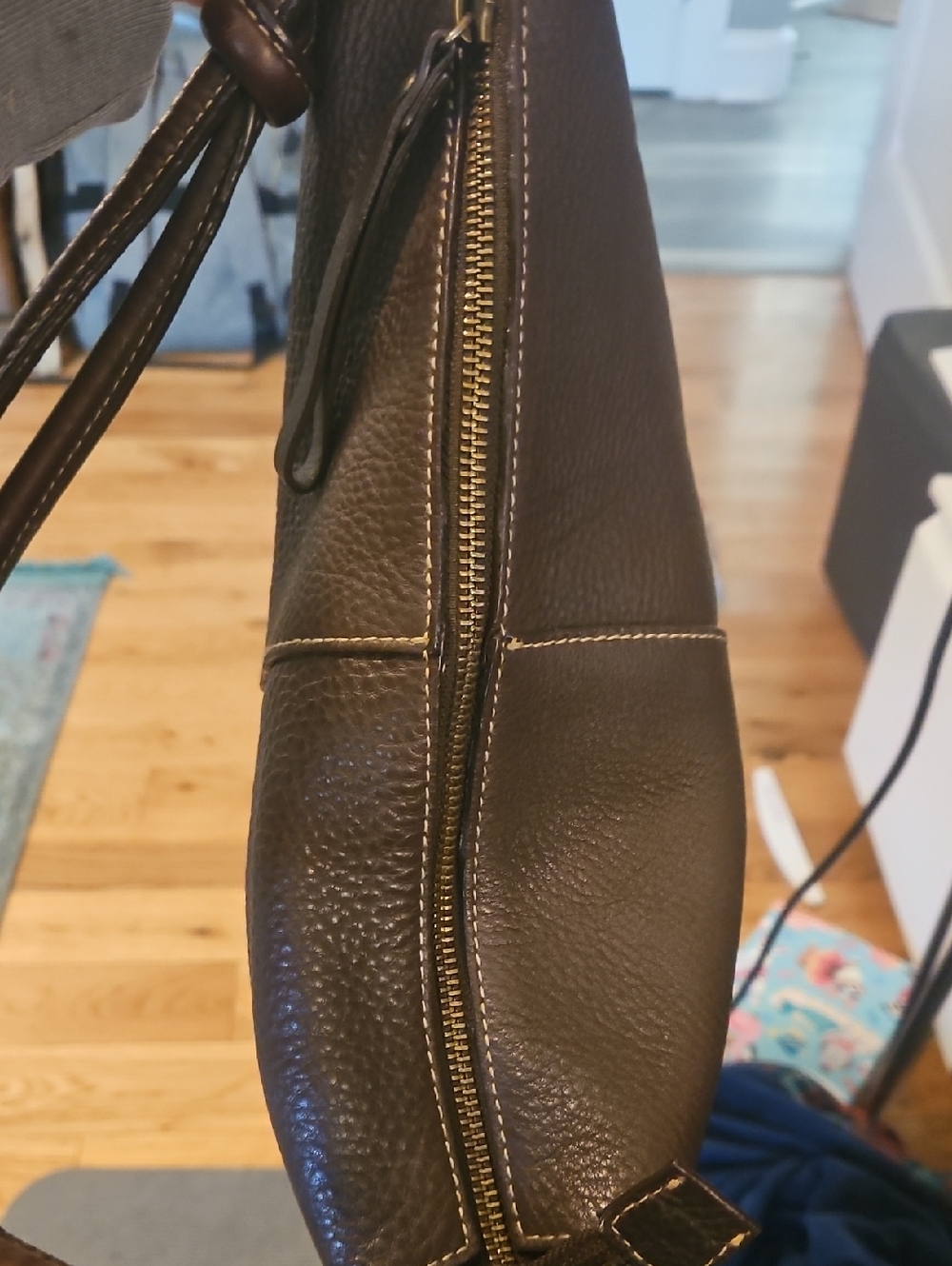 Sundance - Slouchy Leather Shoulder Bag - Picture 6 of 6